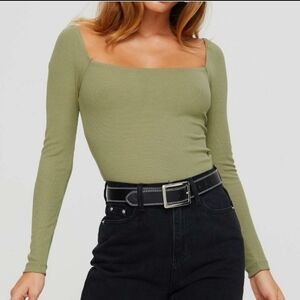 Women's Green Long Sleeve Top